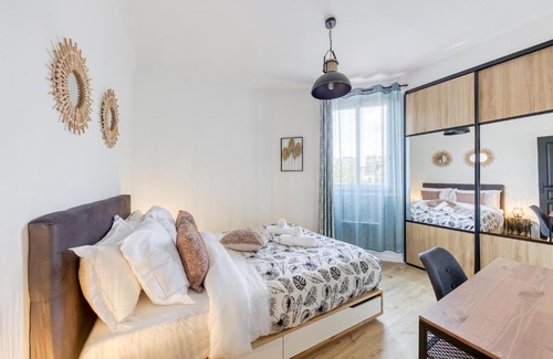 Le Kremlin-Bicetre Apartment | KB25 - Métro 14 et le Métro 7 à 6 minutes à pied Emplacement stratégique plus parking gratuit