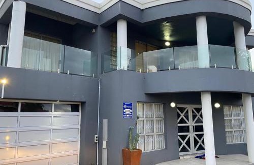 Goodwood Villa | KBJ House