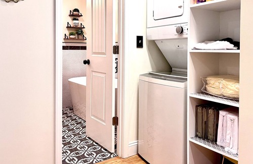 Kansas City House | KC Charmer! King Bed/Soaker Tub/Air Hockey on Quiet Street!