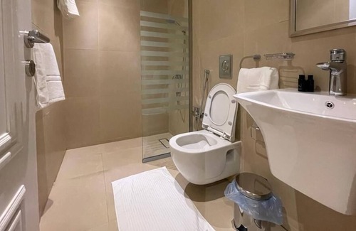Riyadh Apartment | Kease Narjis B-6 Luxury Gold AG64