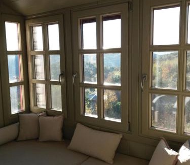 Ano Pedina House | Kedros - Α Stone maisonette with lounge and 2 bedrooms