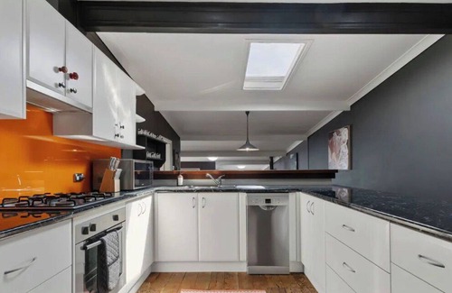 Katoomba House | Kedumba Cottage: Gorgeous Home 2 Min Walk to Town