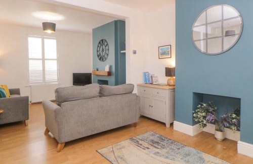 Exmouth House | Keeling