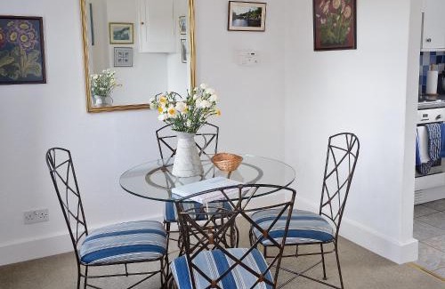 Helford Passage House | Keeper's Cottage
