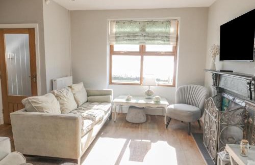 Moelfre House | Keeper's Cottage