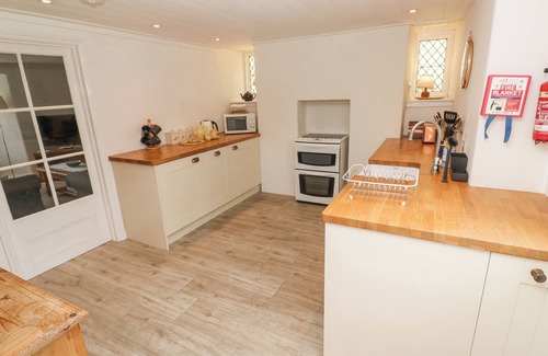 Portscatho Cottage | KELSEY, family friendly, character holiday cottage in Portscatho