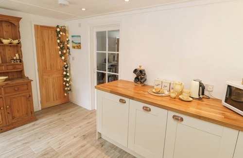 Portscatho Cottage | KELSEY, family friendly, character holiday cottage in Portscatho