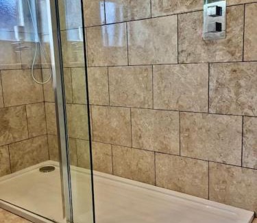 Seahouses House | Kelvinside, Seahouses, 2 minute walk into village