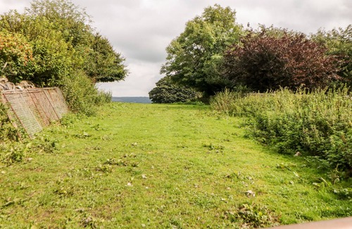 Tideswell Cottage | Kempshill Cottage
