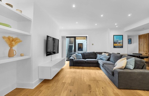 Kemptown Apartment | Kemptown Coastal By My Getaways