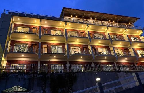 Hoshiarpur Hotel | Kempty Valley View Resort, Mussoorie - away from city hustle