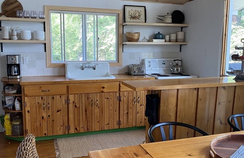 Dysart et al Cottage | Kennisis Lake Hideaway