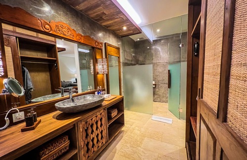 Melayang Hotel | Kenran Resort Ubud by Soscomma