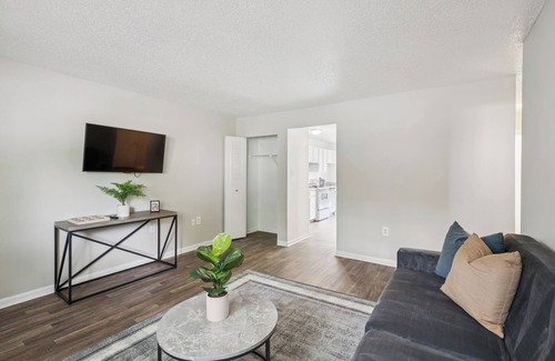 Decatur Apartment | Kenridge Apartments 1635 I Comfy 2 Bed 2 Bath