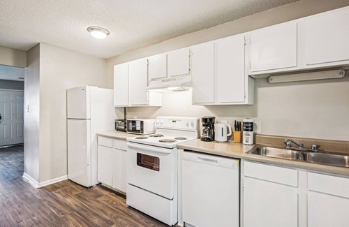 Decatur Apartment | Kenridge Apartments 1705 I 2 Bed 2 Bath
