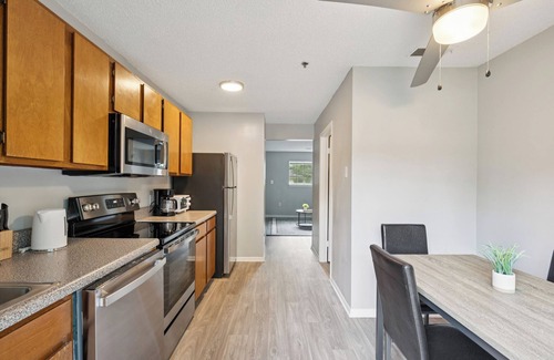 Decatur Apartment | Kenridge Apartments 1950 I Spacious 2 Bed 2 Bath