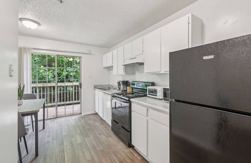 Decatur Apartment | Kenridge Apartments 730 I Spacious 2 Bed 1 Bath