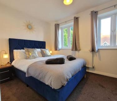 Colchester House | Kensington House- The Perfect home for contractor stays