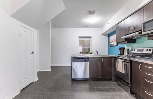 Kensington Market Hotel | Kensington Place Apartments