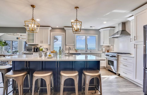 Stevensville House | Kent Island Waterfront | Game Room | Pool | Outdoor Dining | Stunning View