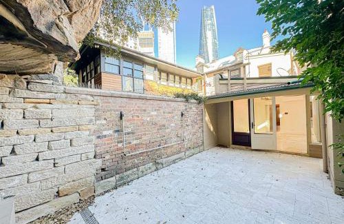 Millers Point House | Kent St Homestay
