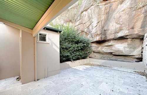 Millers Point House | Kent St Homestay