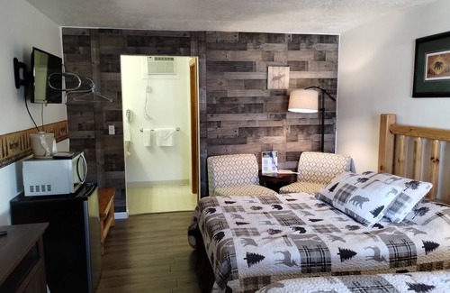 Ohiopyle Hotel | Kentuck | 1BR,1BA, Cabinesque Hotel in Ohiopyle