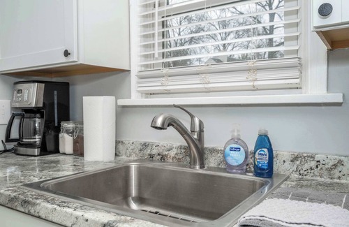 Roselawn Finance Condo | Kenwood Keys 1 Cozy Stay for 6