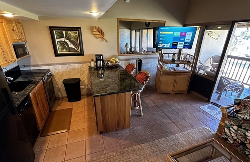 Maunaloa Condo | Kepuhi Beach Resort #2202-Paradise Found