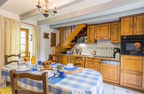 Lampaul-Ploudalmezeau House | Keranna by Interhome
