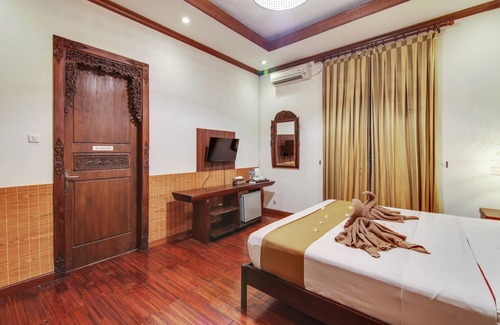 Cilandak Hotel | Keraton Heritage