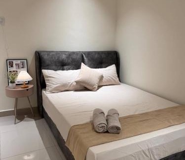 Bandar Bera House | Kerayong and Triang Cozy Landed 4 or 5 Rooms 12 to16 pax