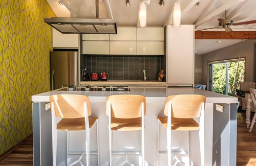 Ostend House | Kereru - Waiheke Holiday Home