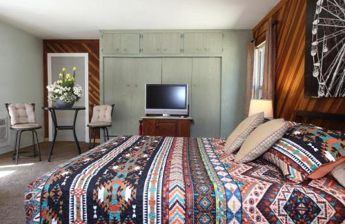 Kernville Cabin | Kern Riverview Inn