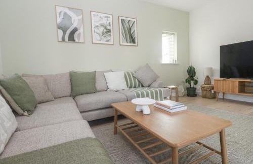 Mylor House | Kerrek Lodge