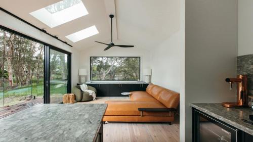Pearl Beach House | Keshi Cottage