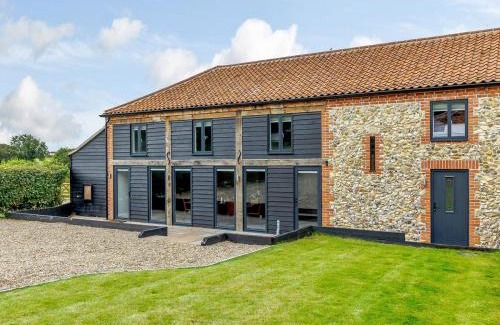 Swaffham House | Kestrel Barn-Uk31353