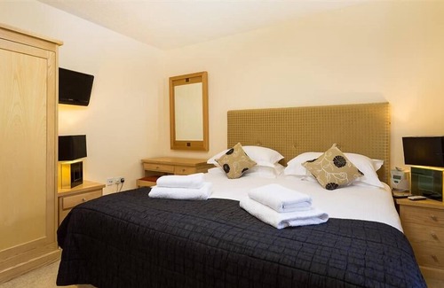 Keswick Cabin | KESWICK BRIDGE HELVELLYN 25, family friendly in Keswick