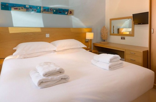 Keswick Cabin | KESWICK BRIDGE SKIDDAW 24, family friendly, with a garden in Keswick