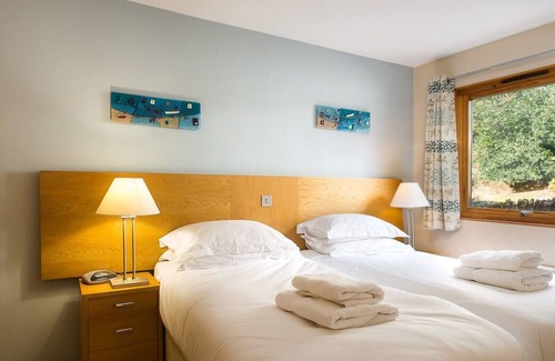 Keswick Cabin | KESWICK BRIDGE SKIDDAW 24, family friendly, with a garden in Keswick