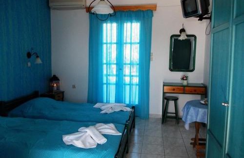 Plaka Hotel | Keti Kapri