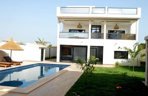 Ngaparou House | Keur Méry, Bimataz vous transporte au Sénégal