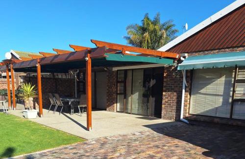 Plettenberg Bay Apartment | Keurboomsriver, Sanmarino Estate