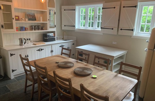 Kexby House | Kexby House, Spacious Country Home, Private Gardens, Games Room, York