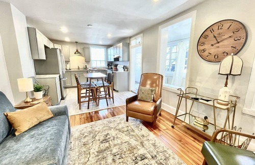 Frederick Apartment | Key City Retreat @ Market & Madison