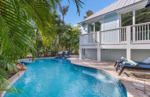 Holmes Beach House | Key Largo Cottage