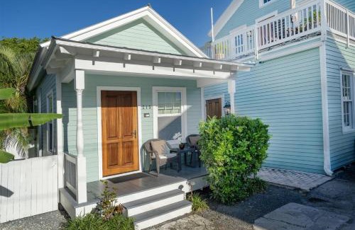 Old Town House | Key West Light Suite