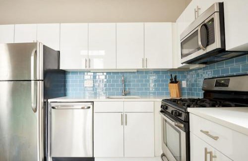 Downtown Boston Apartment | Keyless Monthly Discounts Fully Furnished 4br 2ba Loft