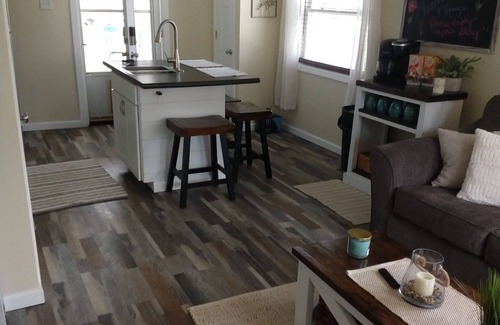 Geneva-on-the-Lake Cottage | Keys cottage -walk to the strip,Private lot, 2bdr 3rd guestroom detached.Spire