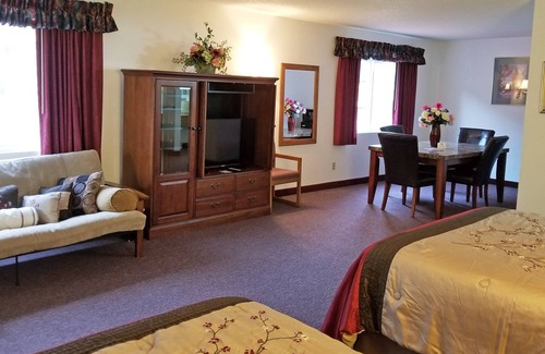 Keystone Hotel | Keystone Boardwalk Inn and Suites